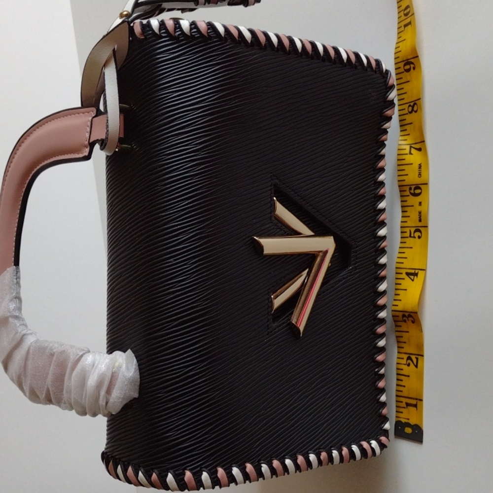 Fashion twist 2 way sling bag - Picture 11 of 12